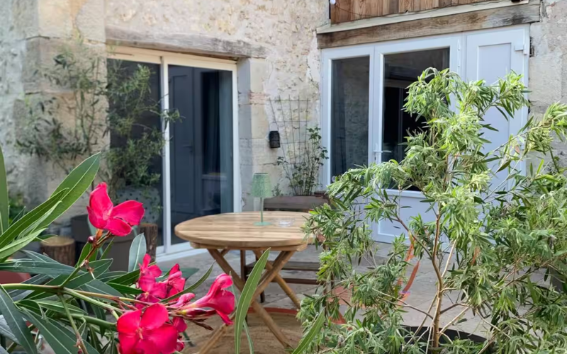 Extérieur 2 – La Garrigue